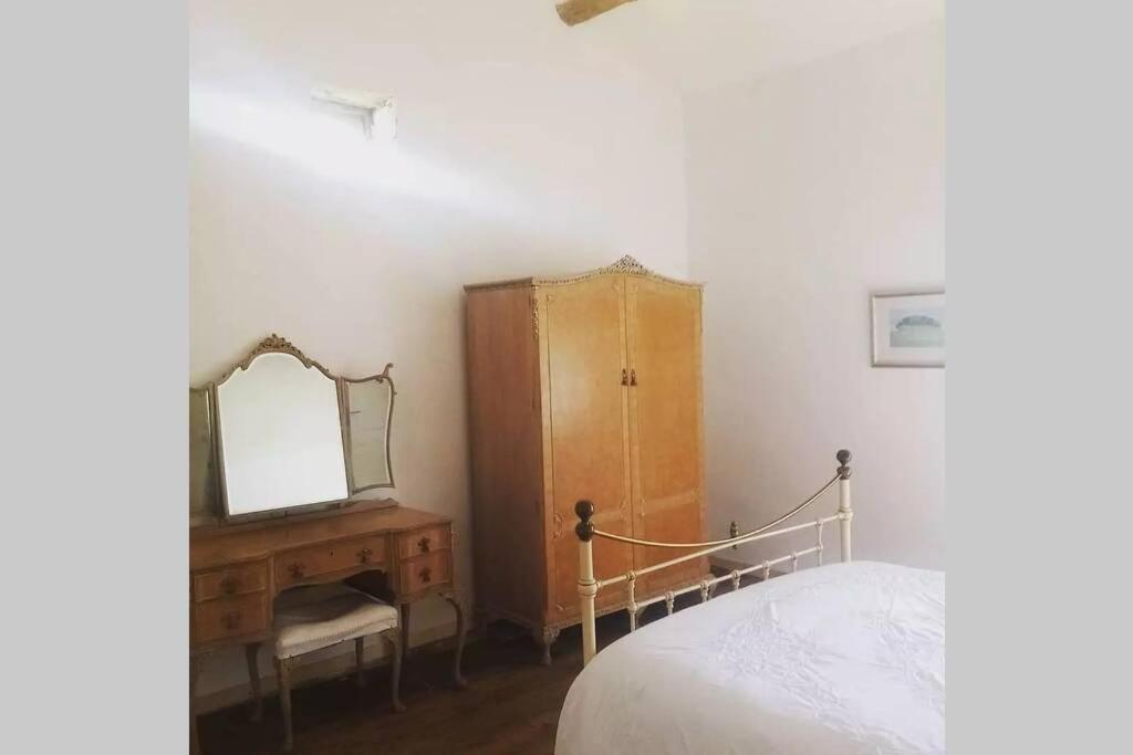 As Seen On A New Life In The Sun - Beautiful 3 Bedroom Cottage With Shared Pool Montboyer Exterior photo